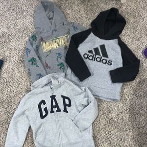 Boys 5T sweatshirt Bundle